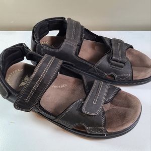 Dockers Newpage Brown Size 10M strappy outdoor casual sandals Men's